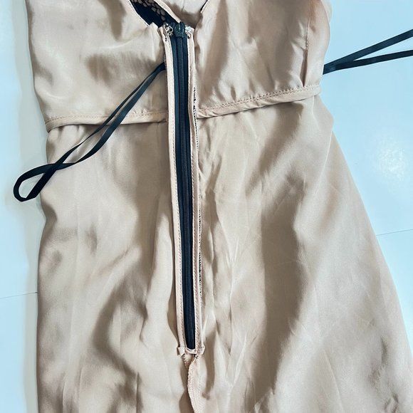 🎈HOST PICK🎈NEW! FREE PEOPLE Lace Mini Black Dress, Size 12 - Picture 11 of 16